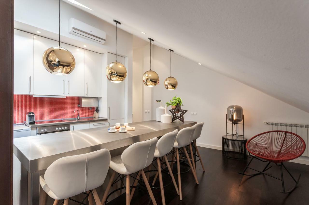 Explore Vibrant Lisbon From A Designer Loft At Casa Da Barroca Bagian luar foto